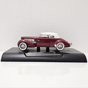 Signature Models 1937 Cord 812 Supercharged Coupe Diecast Car Model
